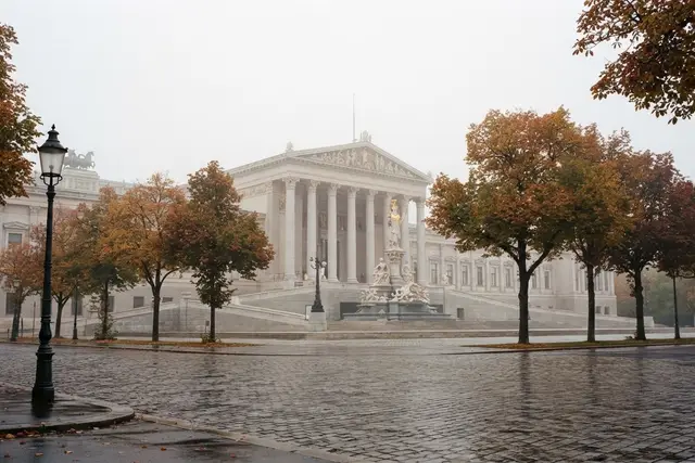 Klimagesetz Österreich: Regierungsgebäude in der Wiener Innenstadt an einem Herbstmorgen